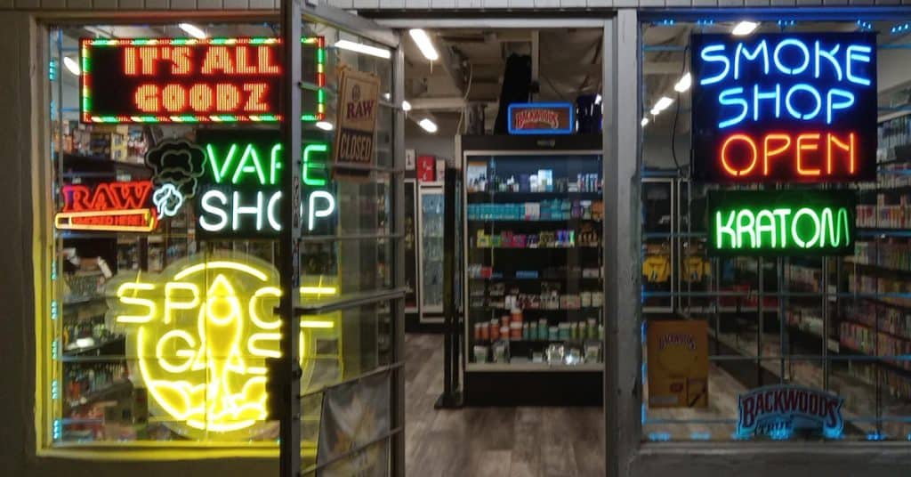 Vape shop near Del Rey and El Molino Place in Phoenix located at It’s All Goodz McDowell